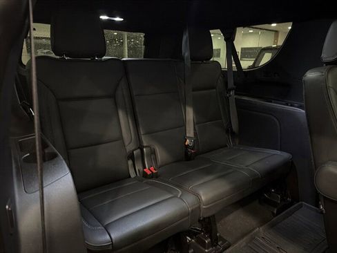 Used 2022 GMC Yukon XL Denali image 13