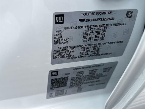 Certified 2025 Chevrolet Silverado 1500 LT image 32