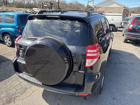 Used 2012 Toyota RAV4 4WD image 9