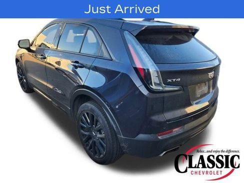 Used 2022 Cadillac XT4 Sport image 11