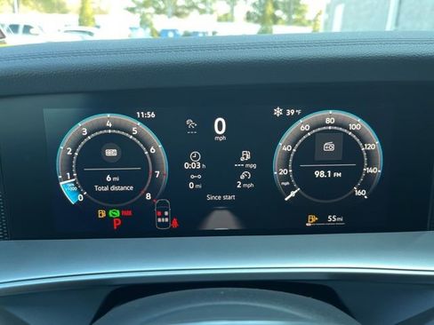 New 2026 Volkswagen Tiguan SE R-Line FWD image 13