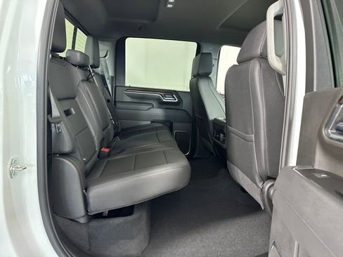 Used 2025 Chevrolet Silverado 2500 LT w/ Z71 Chrome Sport Edition image 32