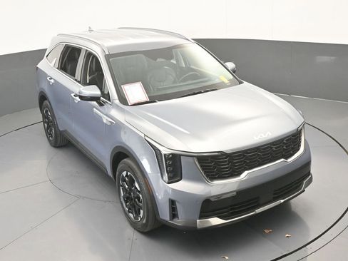 Used 2025 Kia Sorento S FWD image 55