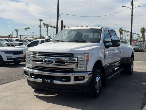 Used 2017 Ford F350 Lariat w/ Lariat Ultimate Package AWD/4WD image 2