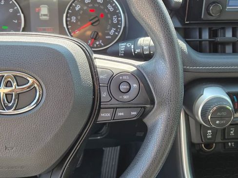 Used 2019 Toyota RAV4 XLE w/ Convenience Package image 20