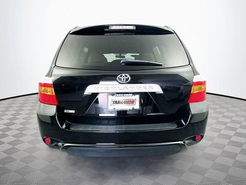 Used 2010 Toyota Highlander 2WD w/ Cold Weather Pkg image 9