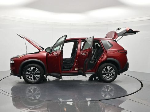 Used 2023 Nissan Rogue SV FWD image 46
