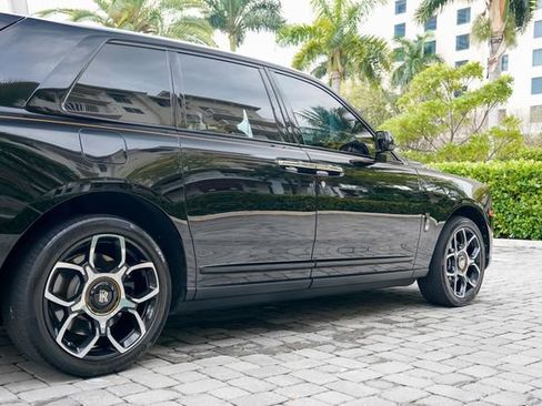 Used 2020 Rolls-Royce Cullinan Black Badge image 46