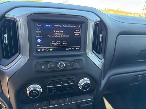 Used 2024 GMC Sierra 1500 Pro w/ Graphite Edition AWD/4WD image 9