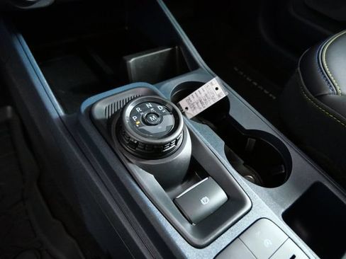 Certified 2025 Ford Maverick Lobo AWD/4WD image 17