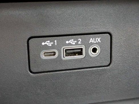 Used 2024 Nissan Altima 2.5 SR FWD image 21