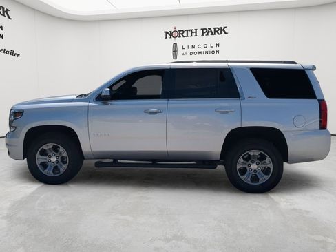 Used 2017 Chevrolet Tahoe LT w/ Luxury Package AWD/4WD image 2