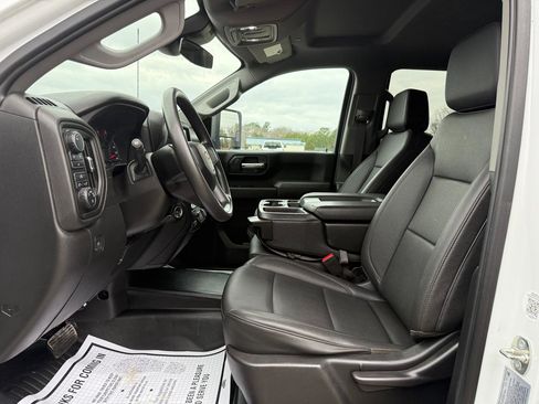 Used 2024 Chevrolet Silverado 3500 W/T w/ WT Fleet Convenience Package image 10