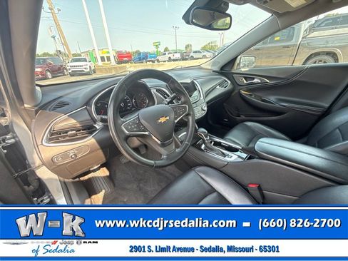 Used 2024 Chevrolet Malibu LT FWD image 21