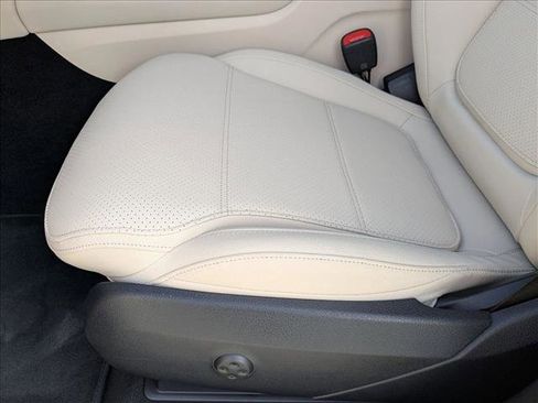 New 2026 Mercedes-Benz GLC 300 4MATIC image 4