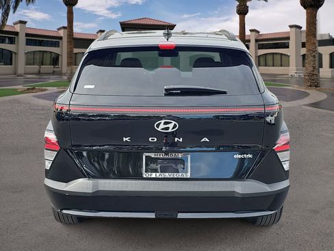 Certified 2025 Hyundai Kona SEL FWD image 7
