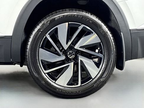 New 2026 Volkswagen Atlas SE image 31