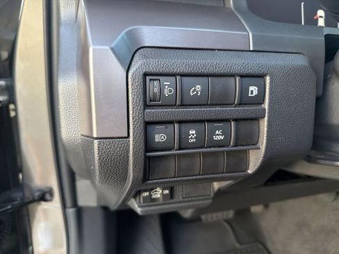 Used 2025 Toyota Tacoma TRD Off-Road image 11