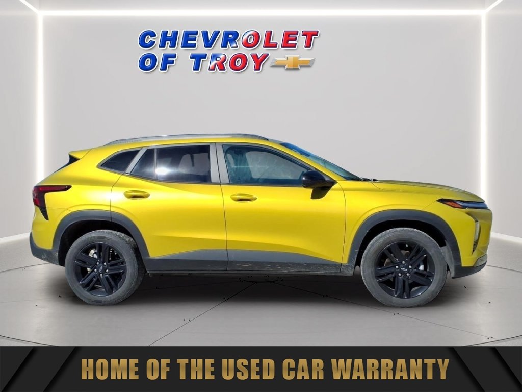 Used 2024 Chevrolet Trax ACTIV w/ Driver Confidence Package FWD image 10