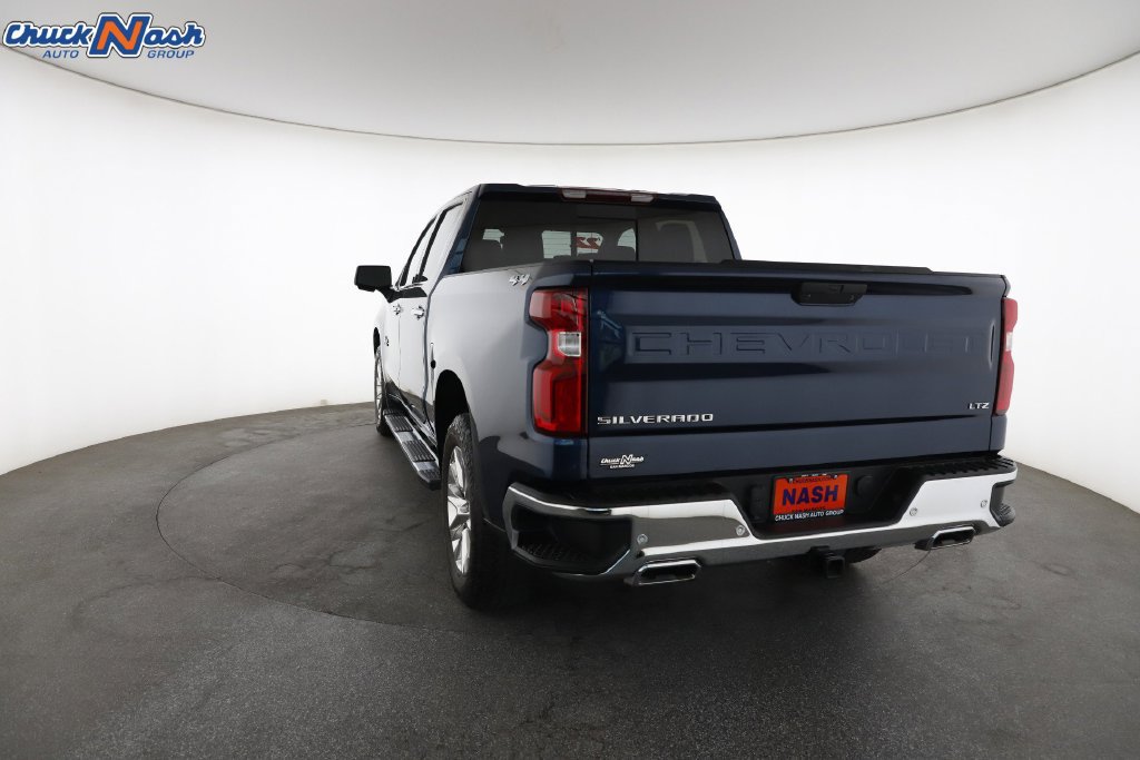 Used 2022 Chevrolet Silverado 1500 LTZ w/ Z71 Off-Road Package AWD/4WD image 10