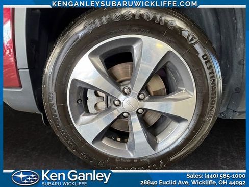 Used 2019 Jeep Cherokee Limited AWD/4WD image 26