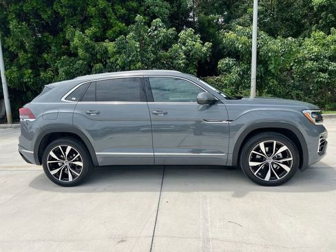 Used 2024 Volkswagen Atlas Cross Sport SEL Premium R-Line AWD/4WD image 8