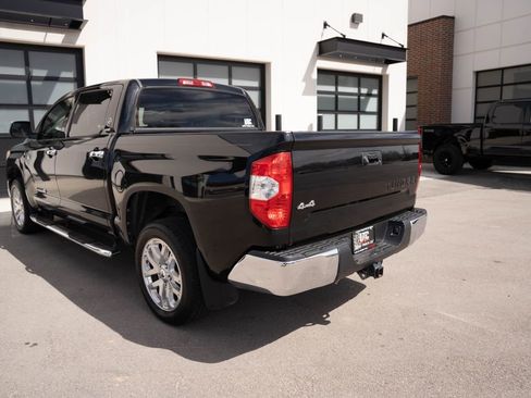 Used 2019 Toyota Tundra SR5 w/ SR5 Upgrade Package AWD/4WD image 6