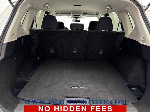 Used 2023 Nissan Rogue S image 16