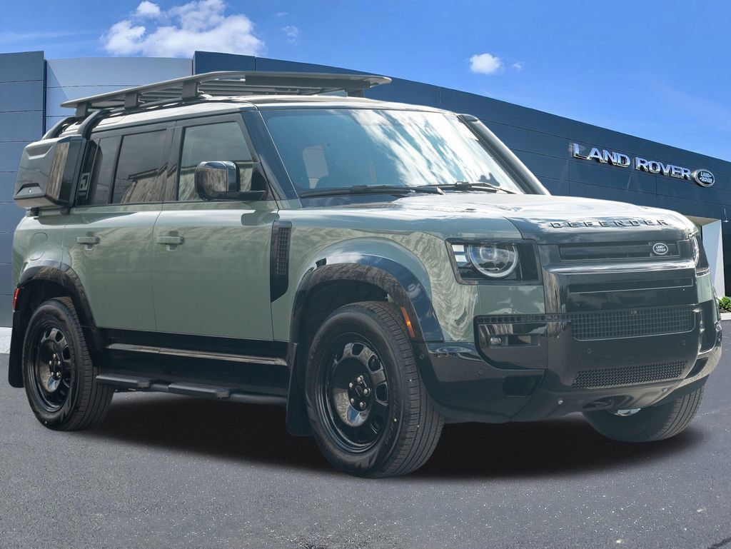 New 2026 Land Rover Defender 110 AWD/4WD image 3