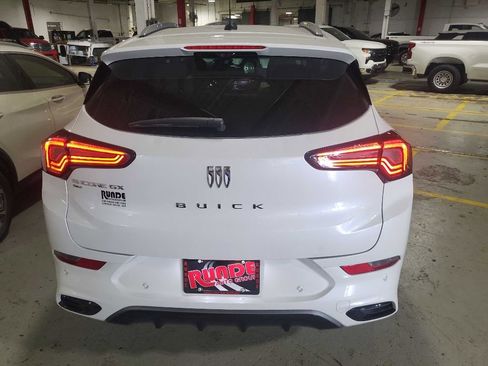 Used 2025 Buick Encore GX Avenir w/ Avenir Technology Package image 9
