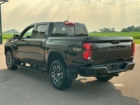 Used 2023 Chevrolet Colorado Z71 w/ Z71 Convenience Package 2 AWD/4WD image 5