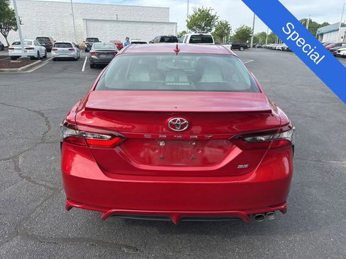 Used 2023 Toyota Camry SE w/ Convenience Package image 5