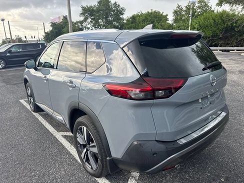 Used 2023 Nissan Rogue SL FWD image 6