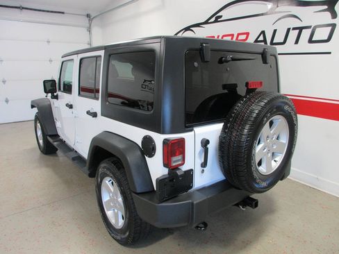 Used 2017 Jeep Wrangler Unlimited Sport w/ Quick Order Package 24S AWD/4WD image 13
