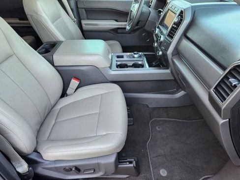 Used 2020 Ford Expedition XLT w/ Equipment Group 201A image 13