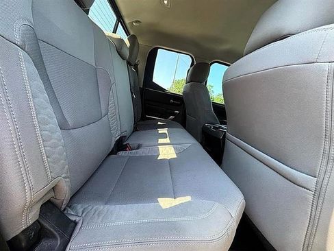 Used 2022 Toyota Tundra SR5 w/ SR5 Convenience Package AWD/4WD image 42