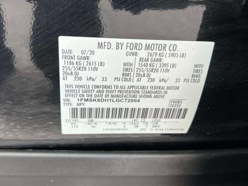 Used 2020 Ford Explorer XLT w/ Equipment Group 202A AWD/4WD image 19