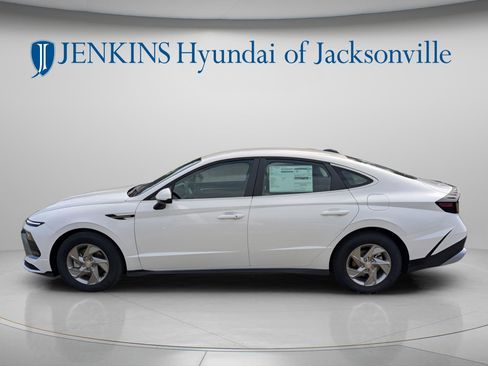 New 2026 Hyundai Sonata SE FWD image 6