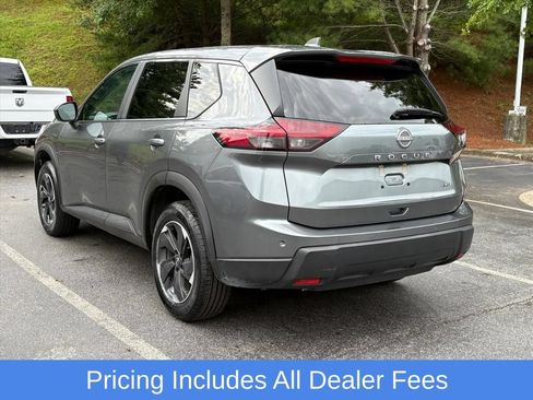 Certified 2025 Nissan Rogue SV AWD/4WD image 6
