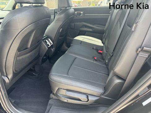 Certified 2024 Kia Sorento S w/ Panoramic Sunroof Package FWD image 14