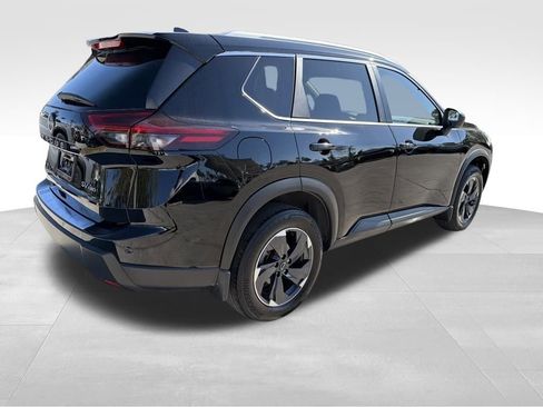 Certified 2024 Nissan Rogue SV w/ SV Premium Package image 8