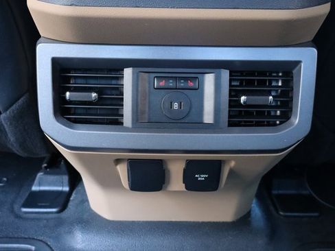 Used 2024 Ford F350 Lariat w/ Lariat Ultimate Package image 39