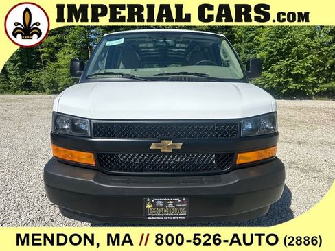 New 2026 Chevrolet Express 2500 Extended RWD image 4