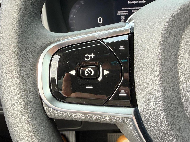 New 2027 Volvo XC90 B6 Plus AWD/4WD image 14