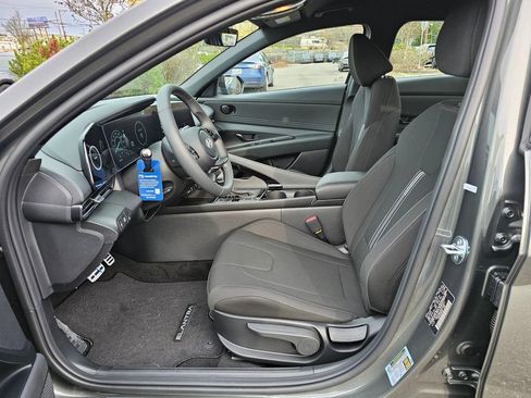 New 2026 Hyundai Elantra Sport image 18