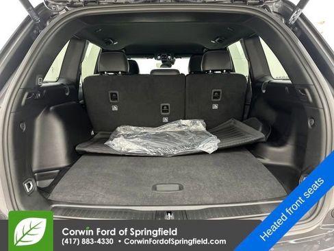 Used 2025 Jeep Grand Cherokee Limited w/ Trailer Tow Package image 17