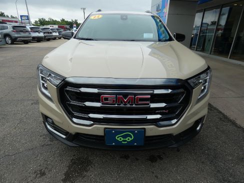 Certified 2022 GMC Terrain AT4 w/ Tech Package AWD/4WD image 5