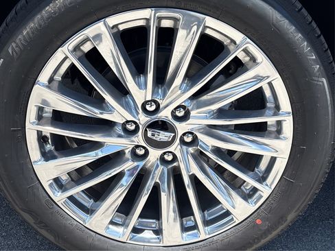 New 2026 Cadillac Escalade ESV Luxury AWD/4WD image 13