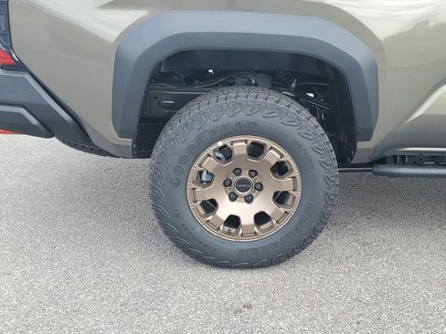 New 2026 Toyota Tacoma 4x4 Double Cab Hybrid image 5