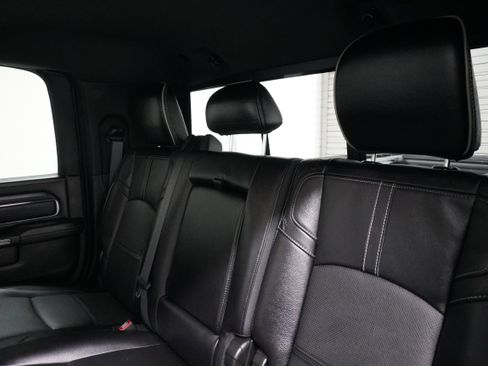 Used 2024 RAM 2500 Limited image 13